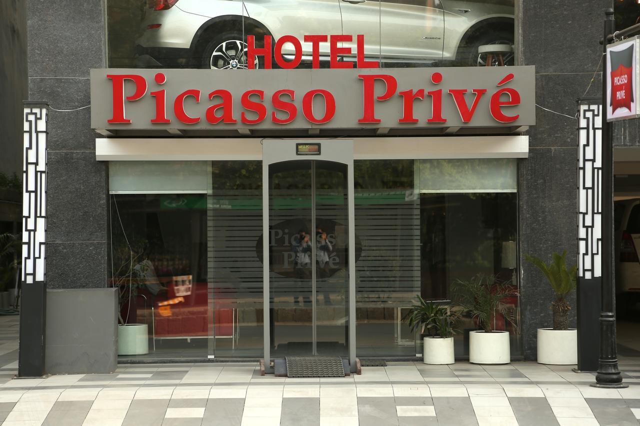 Hotel Picasso Prive Naraina Delhi - Couple Friendly Local Ids Accepted New Delhi Buitenkant foto
