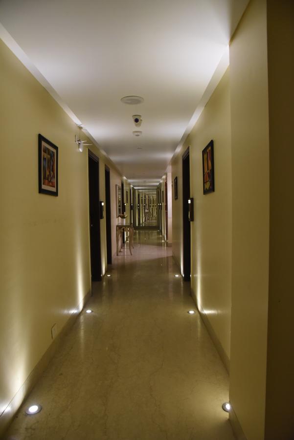 Hotel Picasso Prive Naraina Delhi - Couple Friendly Local Ids Accepted New Delhi Buitenkant foto